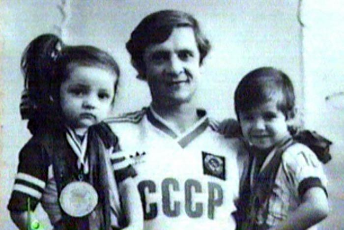 Владимир Бессонов с детьми