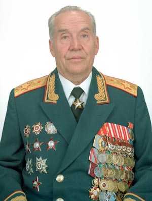 Махмут Гареев